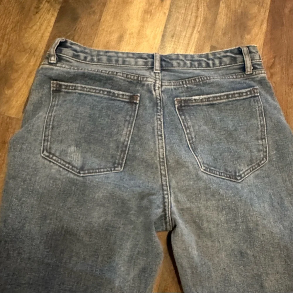 Wishlist Straight Leg Distressed Jeans sz Large - Picture 5 of 8